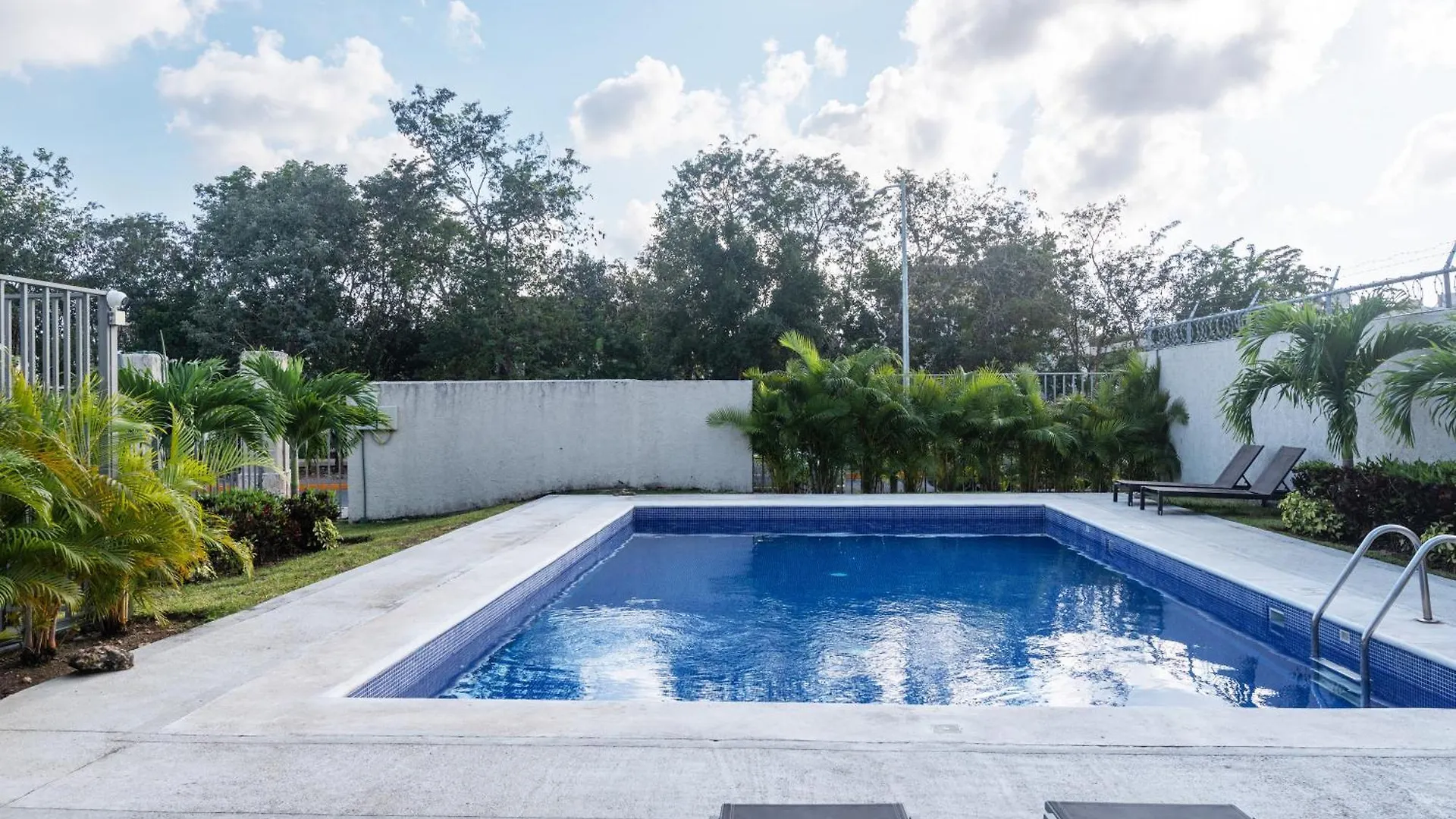 Espacio Taanaj - Seguridad, Alberca, Tranquilidad Playa del Carmen 0*,  México